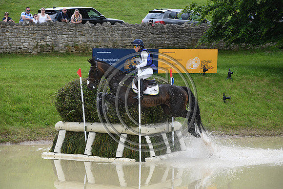 Kirsty Chabert_OPPOSITION LOIRE_Bramham Inter_PN22_24444