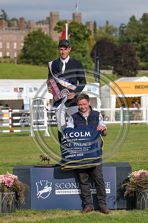 PrizeGiving_SPIHT25_PN35042