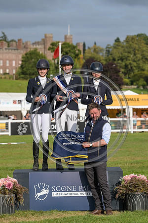 PrizeGiving_SPIHT25_PN35041