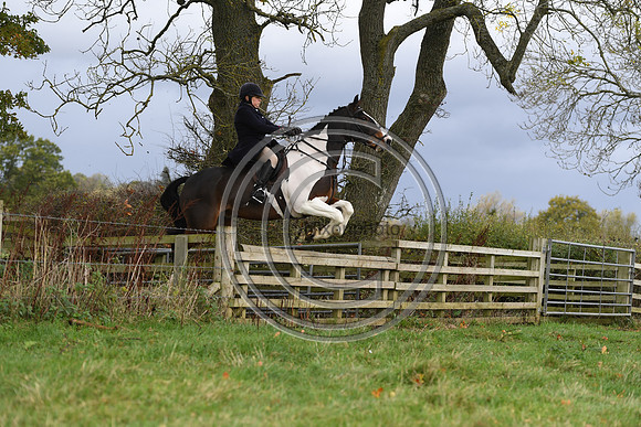 Heythrop_OpeningM_Hunting_PN22_54616