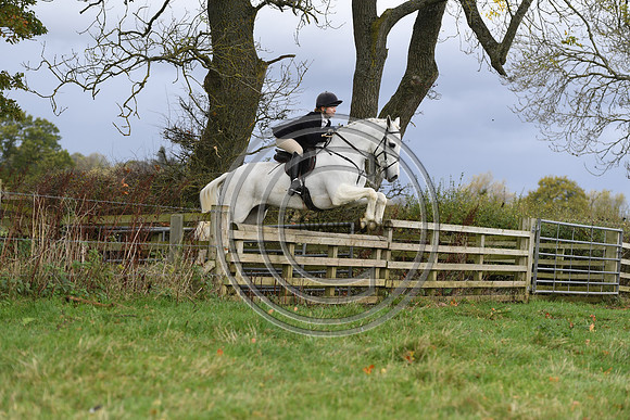 Heythrop_OpeningM_Hunting_PN22_54619
