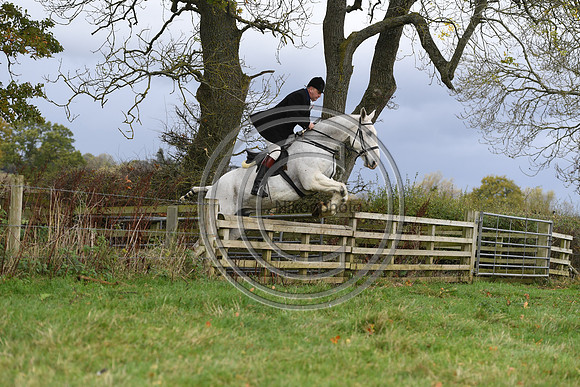 Heythrop_OpeningM_Hunting_PN22_54620
