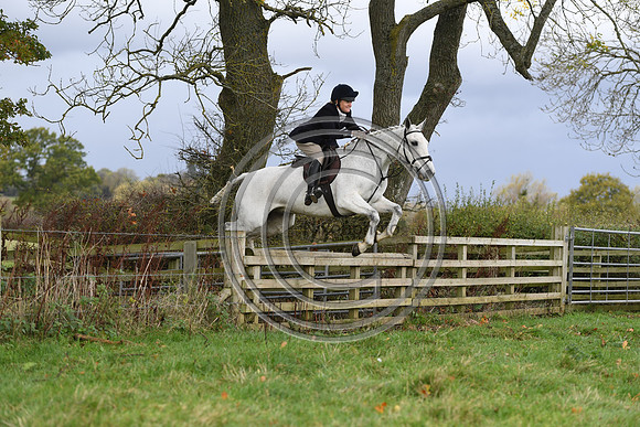 Heythrop_OpeningM_Hunting_PN22_54649