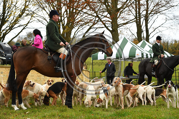 Heythrop_Hunting_PN9078