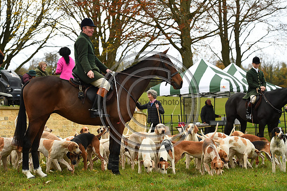 Heythrop_Hunting_PN9081