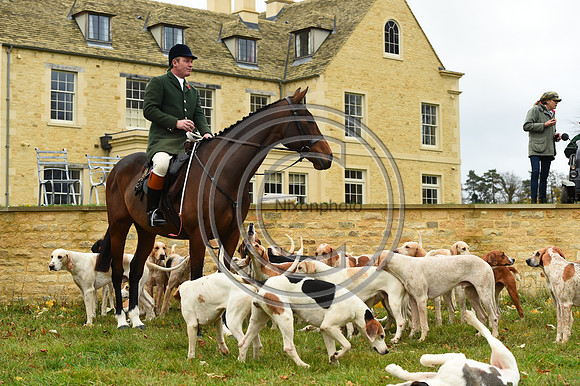 Heythrop_Hunting_PN9095
