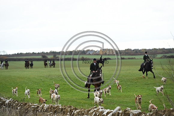 Heythrop_Hunting_PN9294