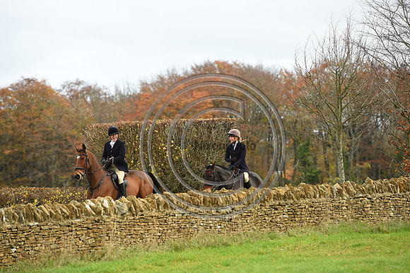 Heythrop_Hunting_PN9068