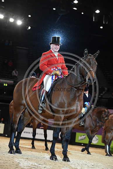 HOYS  04 10 2018