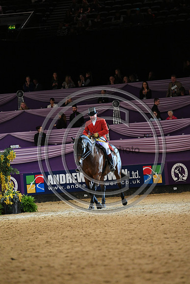 HOYS  04 10 2018