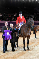 HOYS  04 10 2018