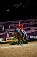 HOYS  04 10 2018