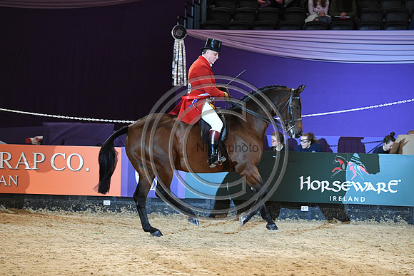 HOYS  04 10 2018