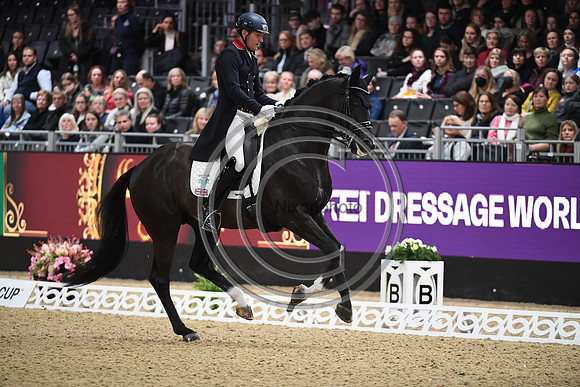Andrew GOULD_INDIGRO_LIHS_PN22_58183