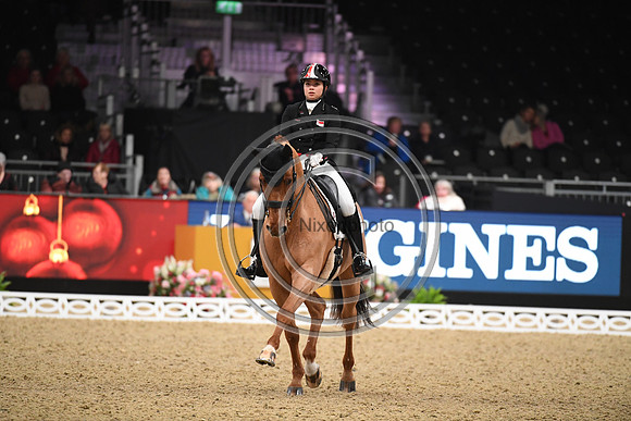 Caroline CHEW_TRIBIANI_LIHS_PN22_57942