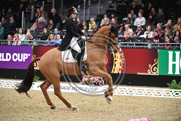 Caroline CHEW_TRIBIANI_LIHS_PN22_57976