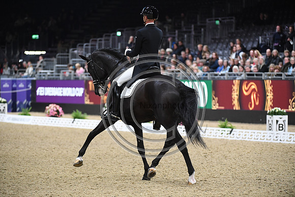 Hans Peter MINDERHOUD_GLOCK'SDREAMBOY_LIHS_PN22_58075