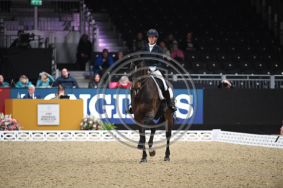 Helen LANGEHANENBERG_ANNABELLE 110_LIHS_PN22_58419
