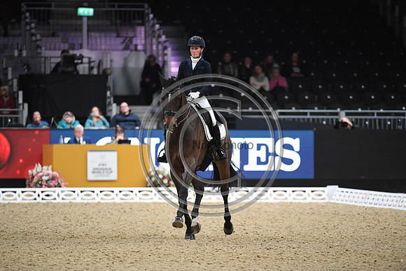 Helen LANGEHANENBERG_ANNABELLE 110_LIHS_PN22_58421