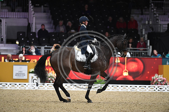 Helen LANGEHANENBERG_ANNABELLE 110_LIHS_PN22_58451
