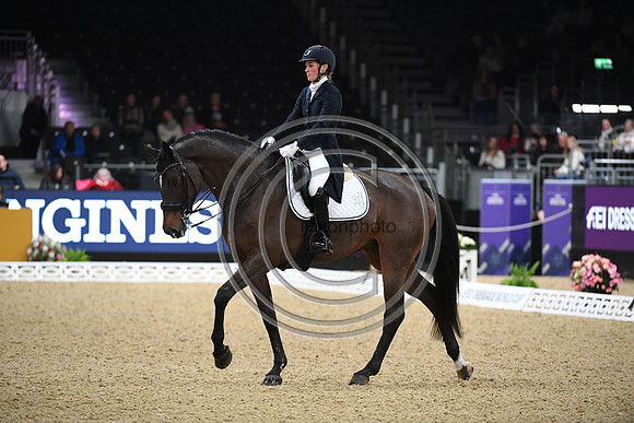 Helen LANGEHANENBERG_ANNABELLE 110_LIHS_PN22_58454