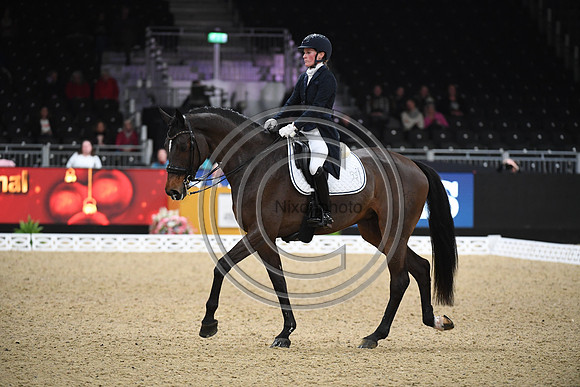 Helen LANGEHANENBERG_ANNABELLE 110_LIHS_PN22_58456
