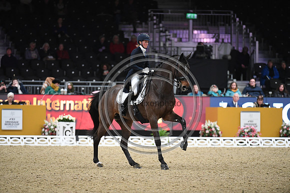 Helen LANGEHANENBERG_ANNABELLE 110_LIHS_PN22_58459