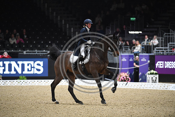Helen LANGEHANENBERG_ANNABELLE 110_LIHS_PN22_58460