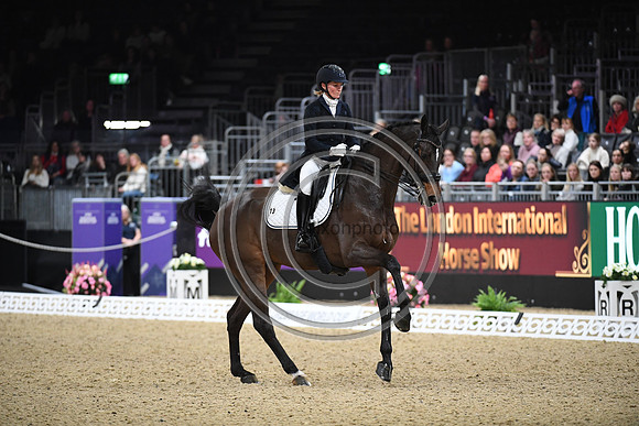 Helen LANGEHANENBERG_ANNABELLE 110_LIHS_PN22_58461