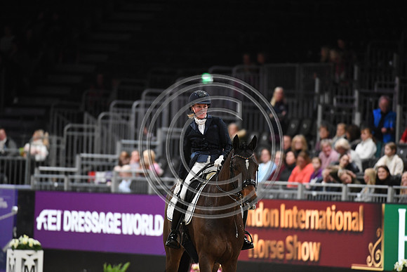 Helen LANGEHANENBERG_ANNABELLE 110_LIHS_PN22_58491