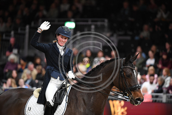 Helen LANGEHANENBERG_ANNABELLE 110_LIHS_PN22_58511