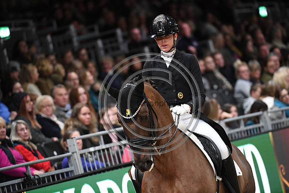 Simone PEARCE_FIDERDANCE_LIHS_PN22_58253