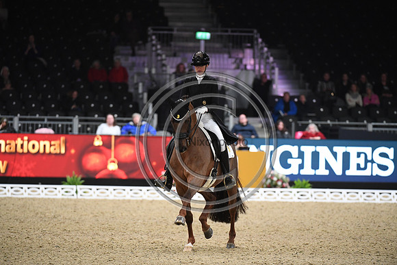 Simone PEARCE_FIDERDANCE_LIHS_PN22_58259