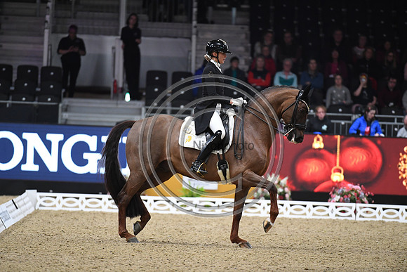Simone PEARCE_FIDERDANCE_LIHS_PN22_58271