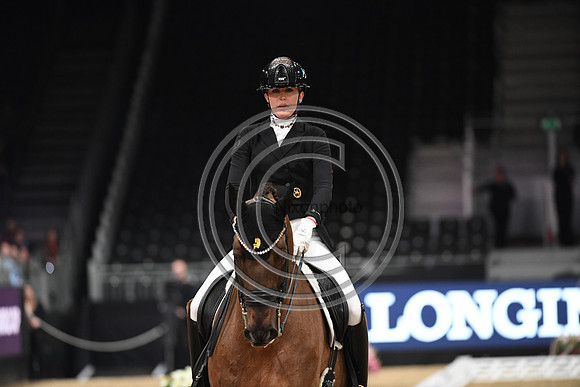 Simone PEARCE_FIDERDANCE_LIHS_PN22_58283