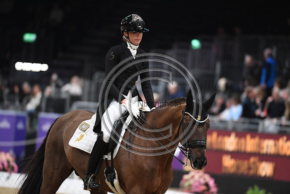 Simone PEARCE_FIDERDANCE_LIHS_PN22_58308