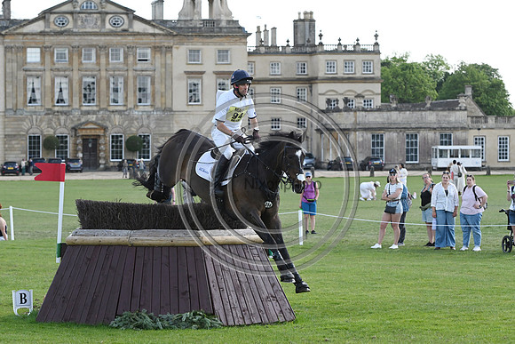 Harry Meade Cavalier Crystal