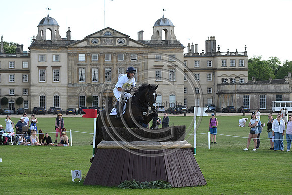 Harry Meade Cavalier Crystal