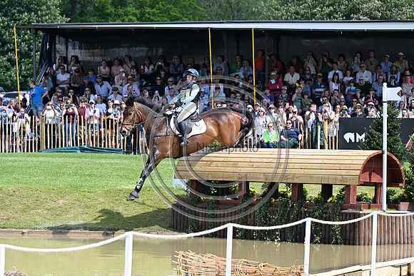 Rosalind Canter (GBR) and Lordships Graffalo (Starting Order: 58)