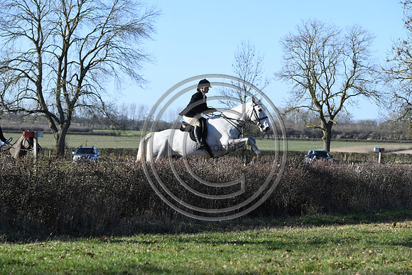 PWH_Huntinng_PN23_368