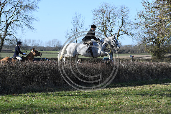 PWH_Huntinng_PN23_395