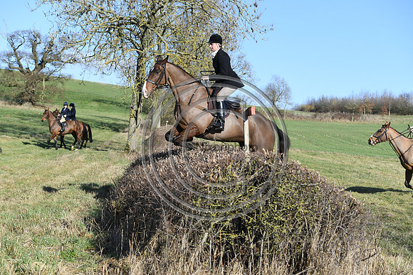 PWH_Huntinng_PN23_635