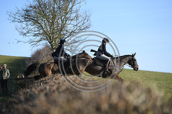PWH_Huntinng_PN23_772