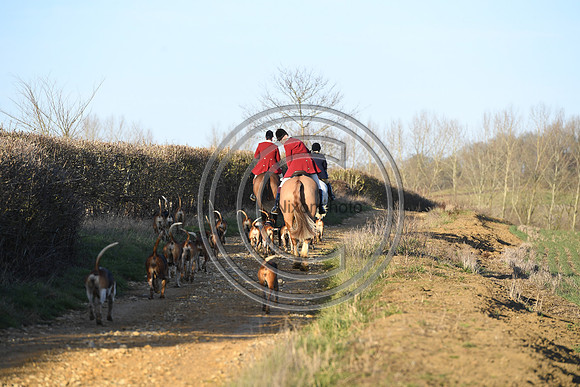 PWH_Huntinng_PN23_802