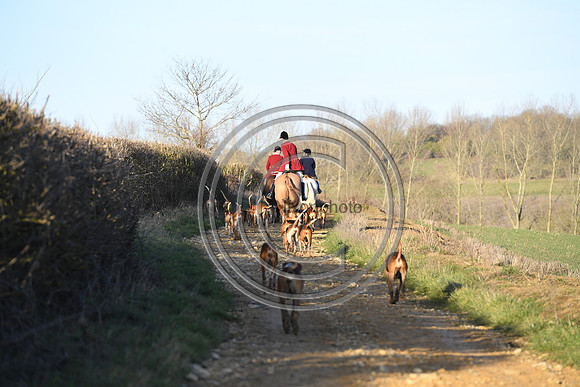 PWH_Huntinng_PN23_803