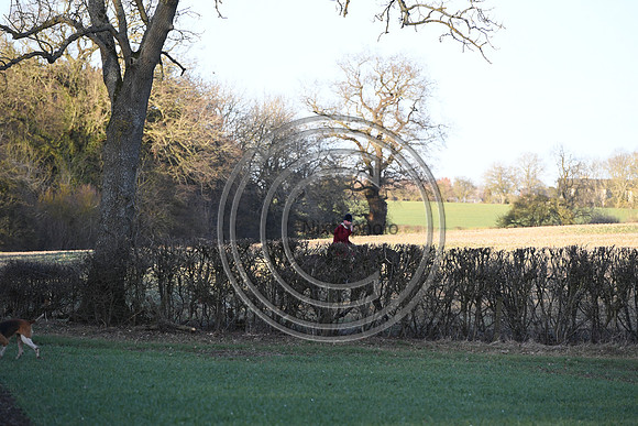 PWH_Huntinng_PN23_815