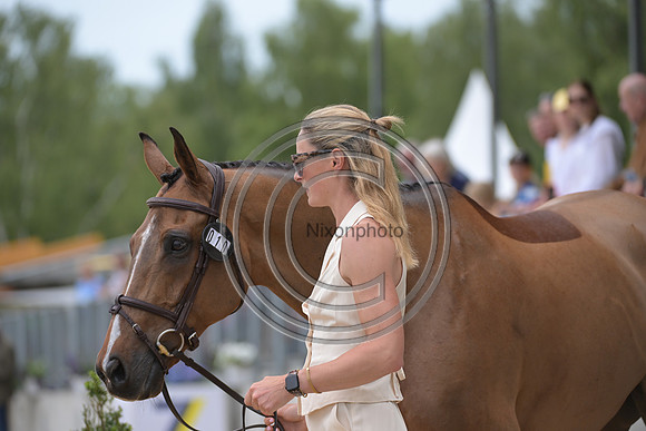 Caroline Harris_D. Day_Luhm_PN80790