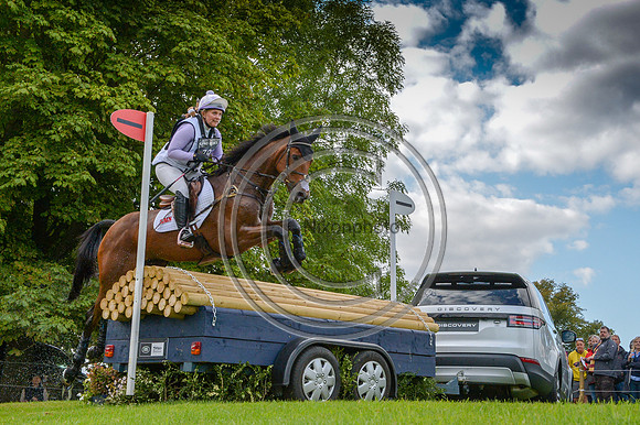 Gemma Tattersall_SANTIAGO BAY_LRBHT_TM19_38800