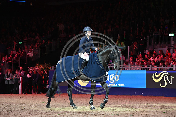Gemma Stevens_Envoy Merelsnest Z_LIHS_PN24_3765