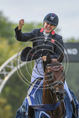 Piggy French_Vanir Kamira_LRBHT_PN22_81140-2